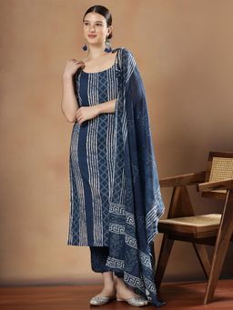 STYLEBAAZI - Women Pure Cotton Blue Geometric Kurta with Trouser and Dupatta