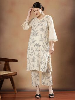 STYLEBAAZI - Women Pure Cotton Black Floral Kurta with Pant