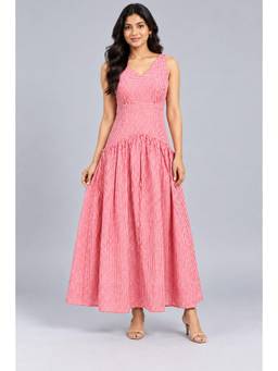 Twenty Dresses by Nykaa Fashion - Red & White Gingham Sleeveless V-Neck Drop Waist Maxi Dress