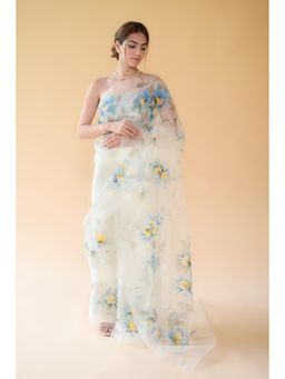 Fallon Studio by Shruti Kaushik - Off White Floral Kashi Saree with Unstitched Blouse