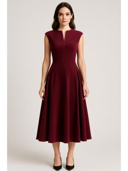 Cider - V-neck Solid Pleated Sleeveless Maxi Dress