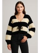 Black color option, Currently selected