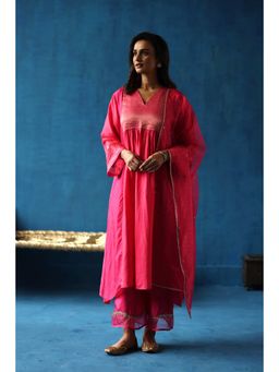 Begum Pret - Jamun Pink Kurta & Pant with Dupatta (Set of 3)