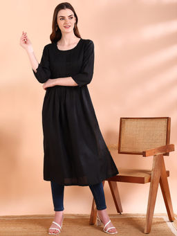 Maaesa - Women Solid Viscose Rayon Black Kurta
