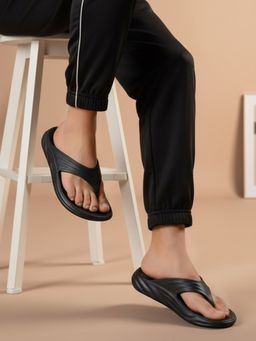 Carlton London - Men Black Flipflops