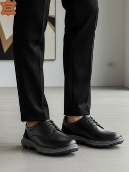 Carlton London - Men Black Casual Derbies