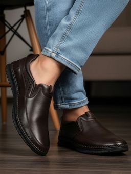 Carlton London - Men Brown Loafers