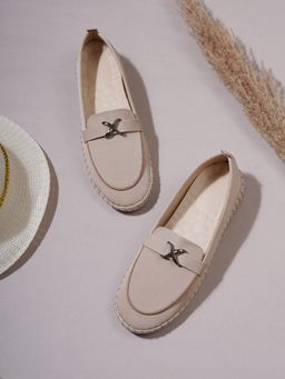 Sherrif Shoes - Women Beige Loafers