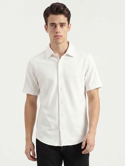 United Colors of Benetton - Slim Fit Spread Collar Neck Solid Shirt