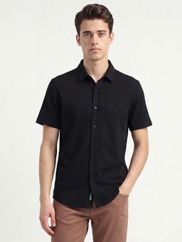 United Colors of Benetton - Slim Fit Spread Collar Neck Solid Shirt