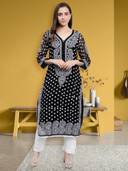 Black color option, Sold out, Currently selected