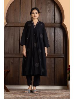 HAAVI BY PURAB - Black Inej Kurta
