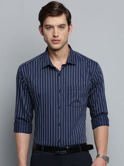 SHOWOFFFF - Men's Spread Collar Navy Blue Striped Shirt