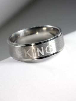 OOMPH - Silver Stainless Steel "KING" inscribed Band Ring for Men & Boys (9)