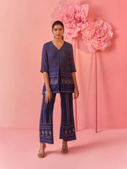 Clothes on my mind - Navy Blue Chikan Kurta & Pant Co-Ord (Set of 2)