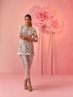 Clothes on my mind - Moonflower Kurti & Tulip Pants Co-Ord (Set of 2)