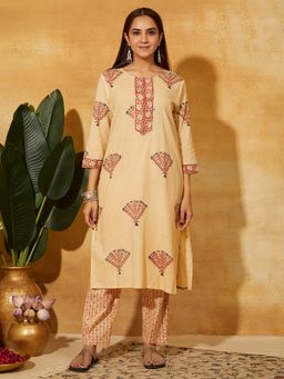 Meeta's - Women Beige Cotton Abstract Kurta with Pant