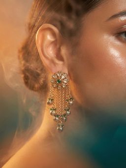 Tussya by Shreya - Vayora Statement White Earrings