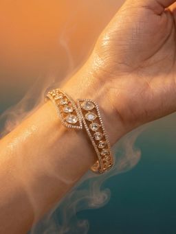Tussya by Shreya - Kelora Statement White Bracelet