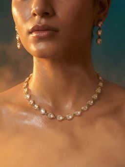 Tussya by Shreya - Nerinae Statement Green Necklace with Earrings