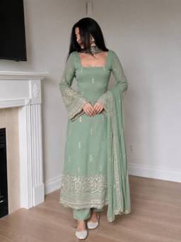 TWINS LADY - Green Georgette Embroidered Kurta with Pant and Dupatta