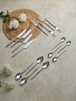 De Maison Decor - Ember Texture Cutlery Set Of 16 In Silver