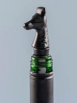 Nestroots - The Horse Bottle Stoper Matte Black