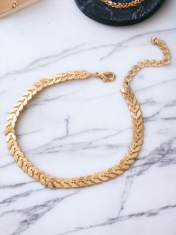 Fabula - Gold Leaf Chain Delicate Design Anklet