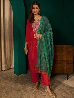 Gahan - Embroidered Kurta and Pant with Dupatta - Red