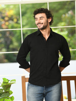 HONNETE - Mens Black Solid Cotton Regular Fit Casual Shirt