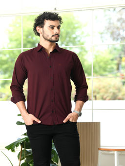 HONNETE - Mens Maroon Solid Cotton Regular Fit Casual Shirt