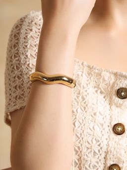 Kazo - Essential Gold Bangle Bracelet