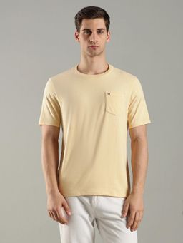 Tommy Hilfiger - Solid Regular Fit Cotton Yellow T-Shirt