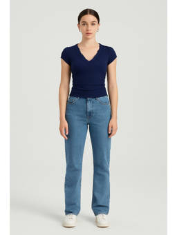 Cider - V-neck Solid Lace Trim Ruched Short Sleeve Tee