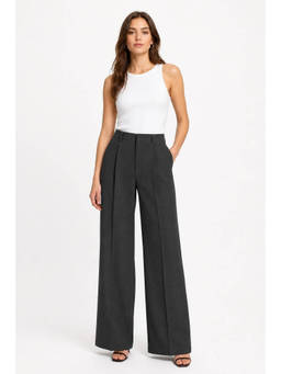 Cider - Petite Mid Rise Pleated Straight Leg Pants