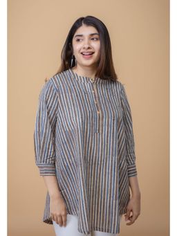 The Indian Ethnic Co. - Daisy Multicolor Ajrakh Cotton Straight Short Tunic