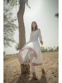 Keva Clothing - Women White Cotton Lurex Kurta with Pant