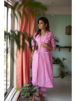Keva Clothing - Women Pink Cotton Kurta with Pant and Jacket