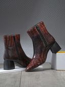 Brown color option, Currently selected