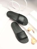 Black color option, Currently selected