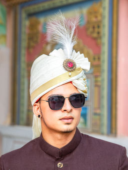 Cosa Nostraa - The Bloomed Pink Sunflower Kalangi