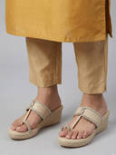 Beige color option, Currently selected