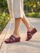 Maroon color option