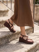 Brown color option, Currently selected