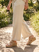 Khaki color option, Currently selected