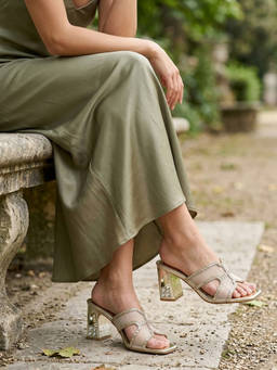 SOLE TO SOUL - Comfortable Cushioned Block Party Sandals Heels