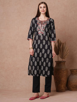 FASHOR - Women Black Cotton Round Neck Kurta