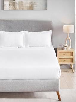 MYTRIDENT - White 210Tc Cotton King Size Bedsheet with Pillow Covers