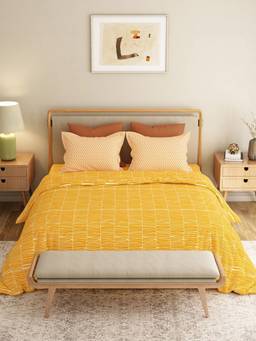MYTRIDENT - Blair Ochre 120Tc Cotton Queen Size Bedsheet with Pillow Covers