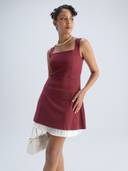 Red color option, Sold out, Currently selected